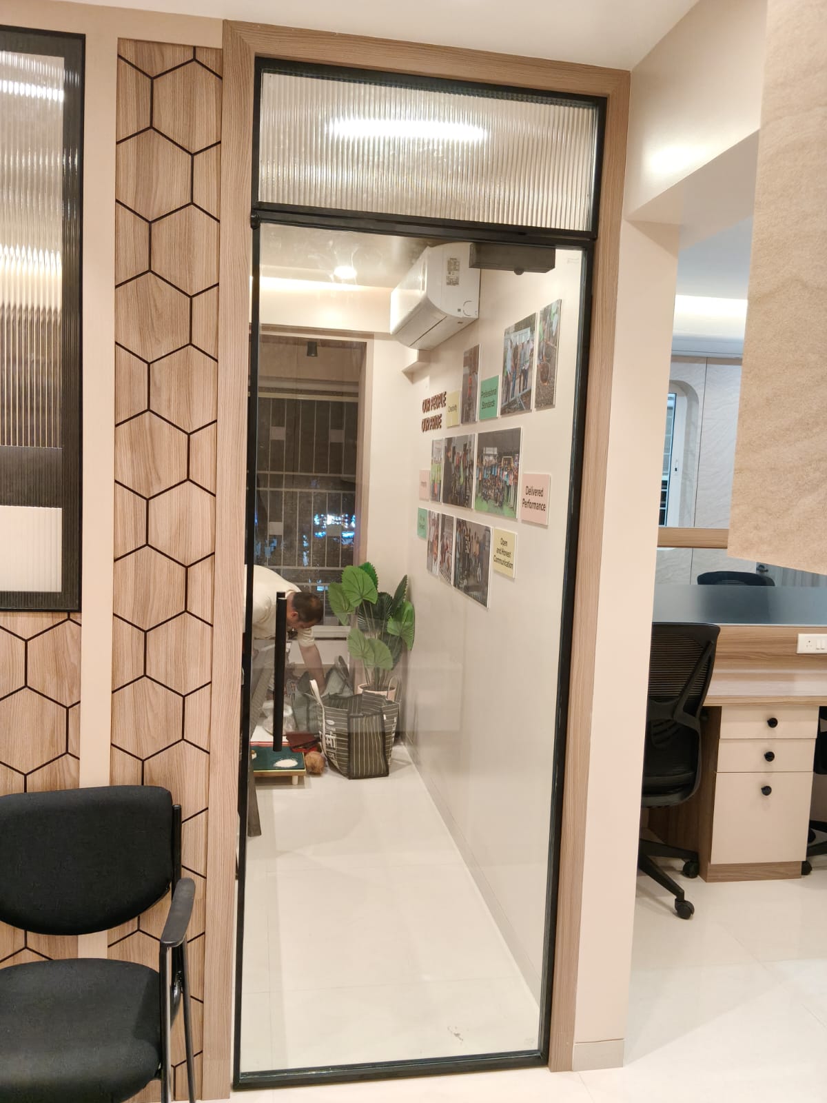 Rudhra Glass gallery photo